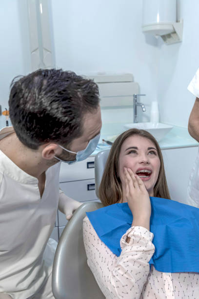 Best Weekend Emergency Dentist in Diaz, AR